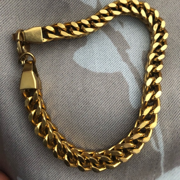 Gold Plated Bracelet - Picture 1 of 2